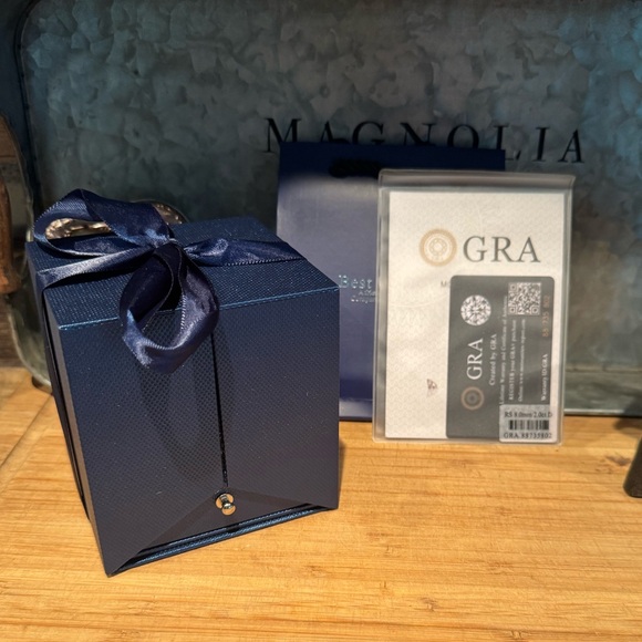 #270 Over 2 ctw heart halo Moissanite gift ready necklace - Picture 3 of 9